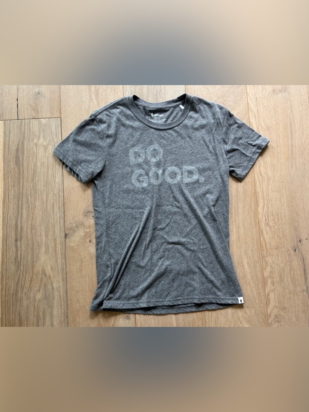 Cotopaxi Do Good light gray cotton blend t-shirt - size XS